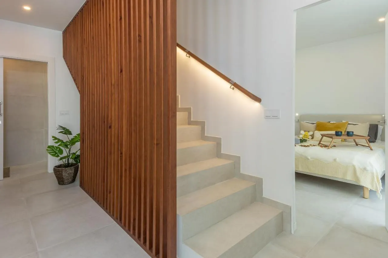 394921 - Wonderful Semi Detached Villa Málaga Nyaraló